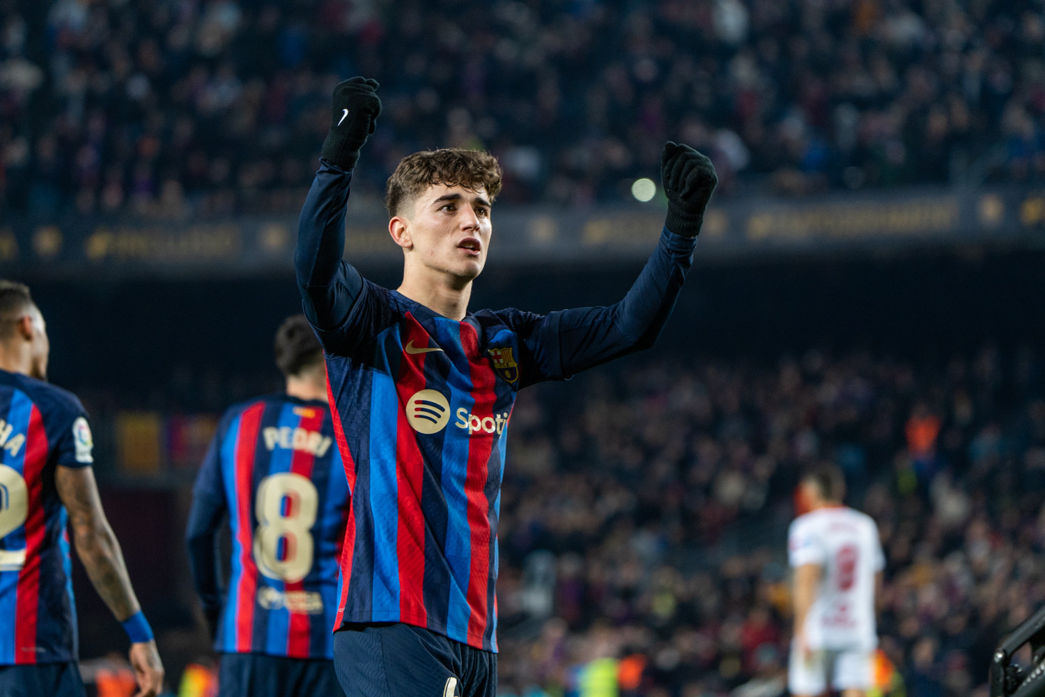 Gavi celebra un gol contra el Sevilla / Luis Miguel Añón (CG)