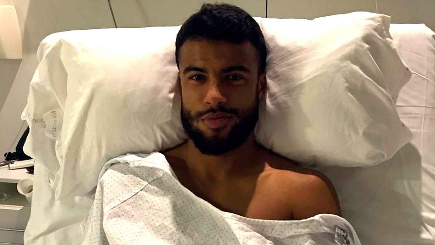 Rafinha, en el hospital tras pasar por quirófano / INSTAGRAM