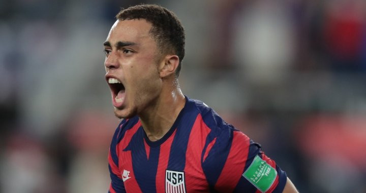 Sergiño Dest celebrando un gol con Estados Unidos / USS