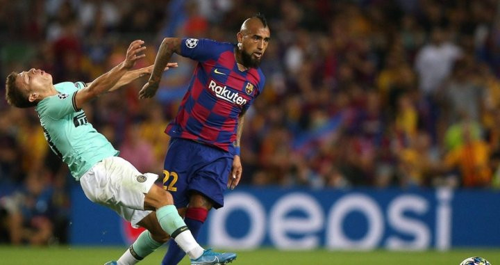 Arturo Vidal, jugando contra el Inter de Milán | EFE