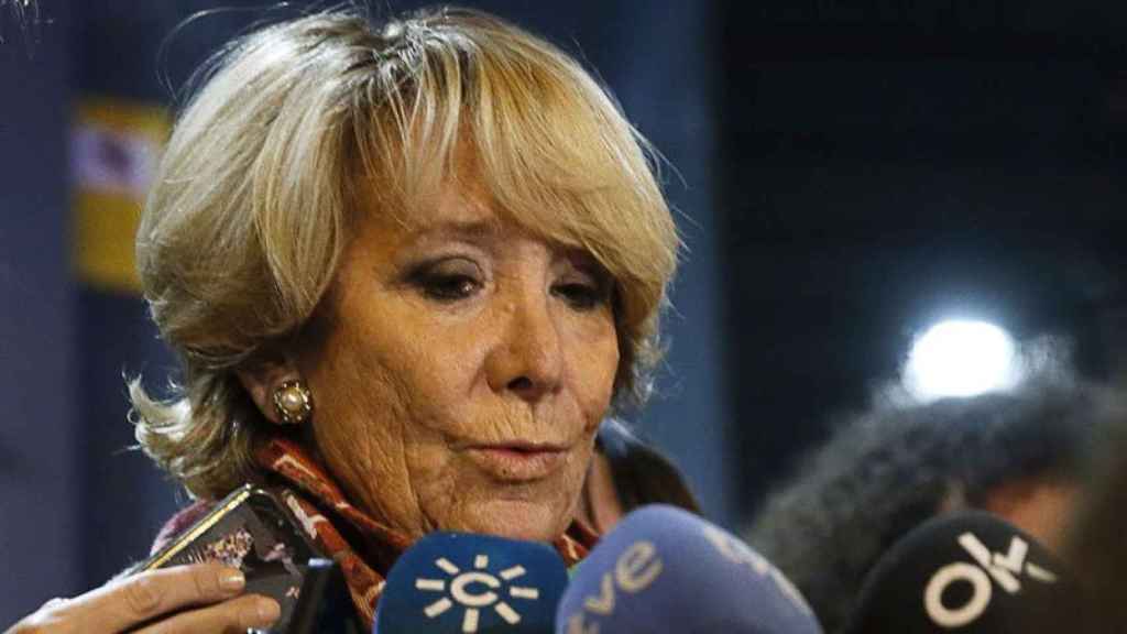 Esperanza Aguirre, en una comparecencia tras el registro.