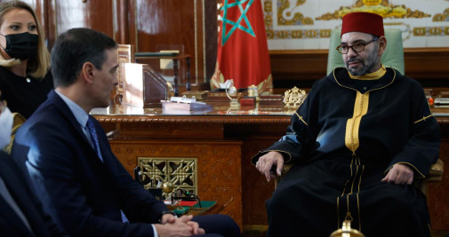 El presidente del Gobierno español, Pedro Sánchez, con el rey Mohamed VI de Marruecos / MARISCAL - EFE