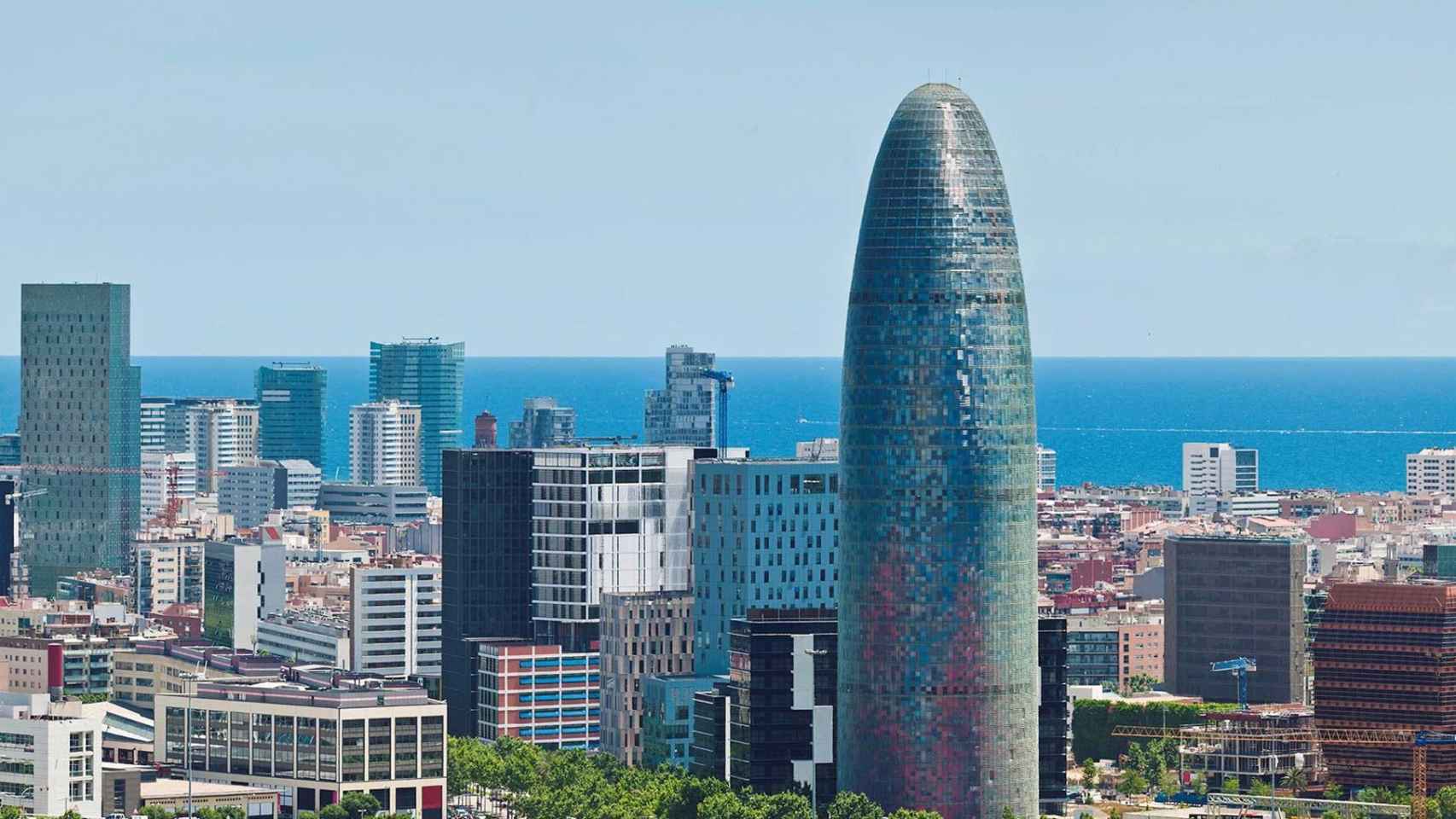 La Torre Glòries, uno de los edificios más icónicos de Barcelona
