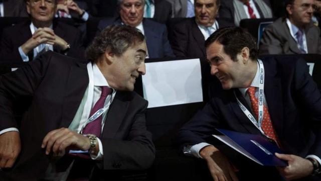 Los presidentes de CEOE, Juan Rosell, y Cepyme, Antonio Garamendi, en una imagen de archivo.