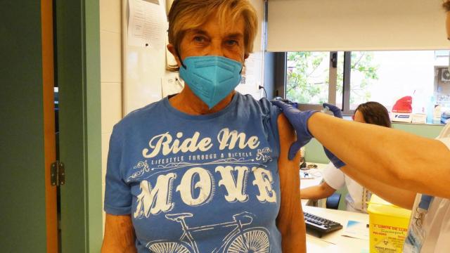 Chelo García Cortés se vacuna / EP