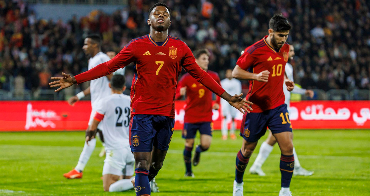 Ansu Fati celebra su gol con España frente a Jordania EFE