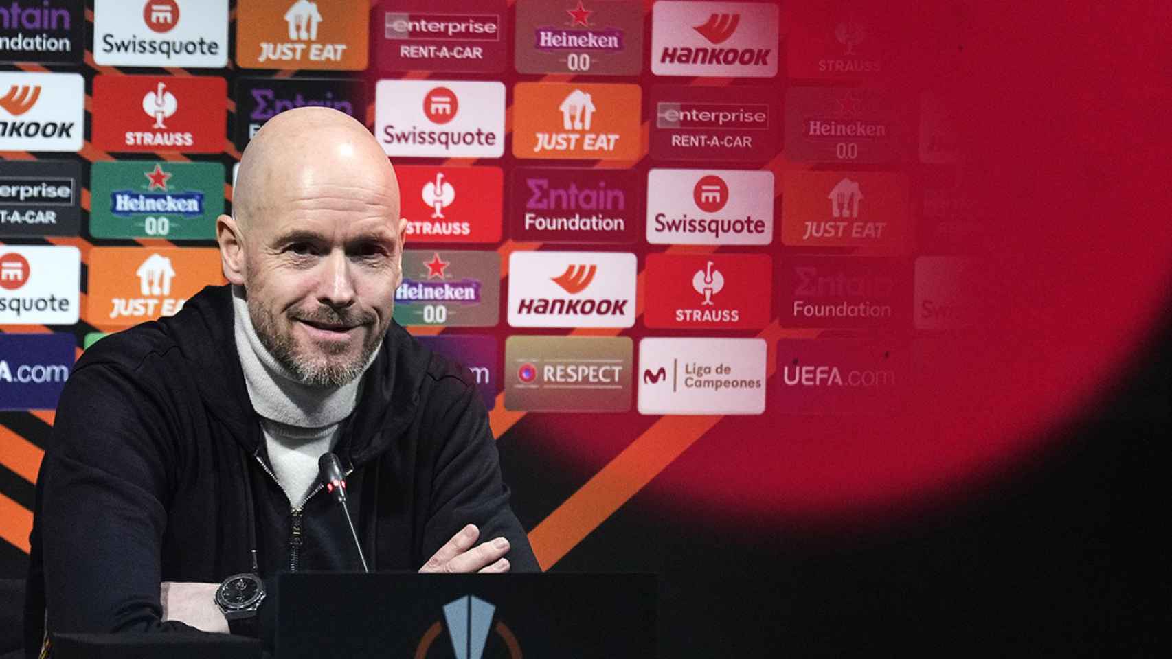 Erik Ten Hag, entrenador del Manchester United, en una rueda de prensa / EFE