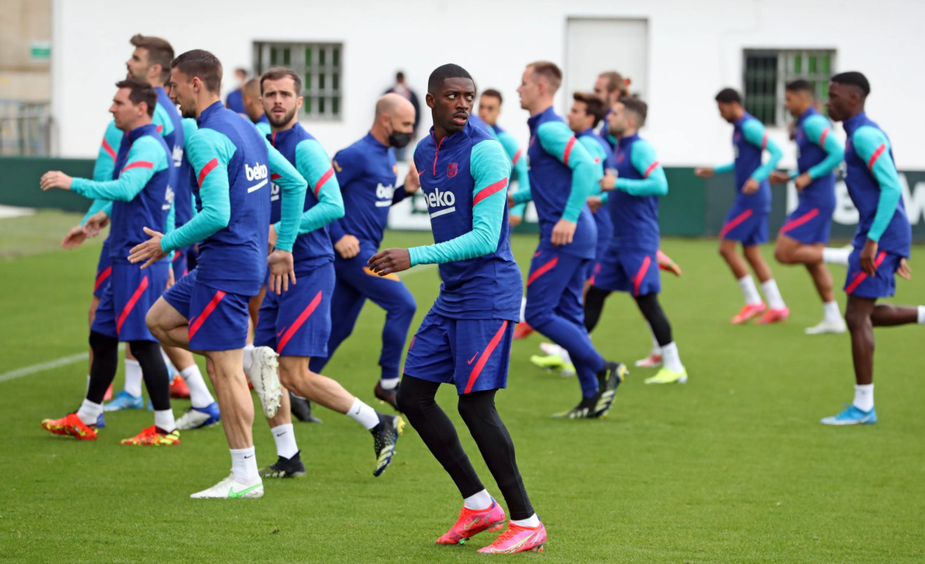 Los jugadores del Barça en un entrenamiento previo a la final copera / FC Barcelona