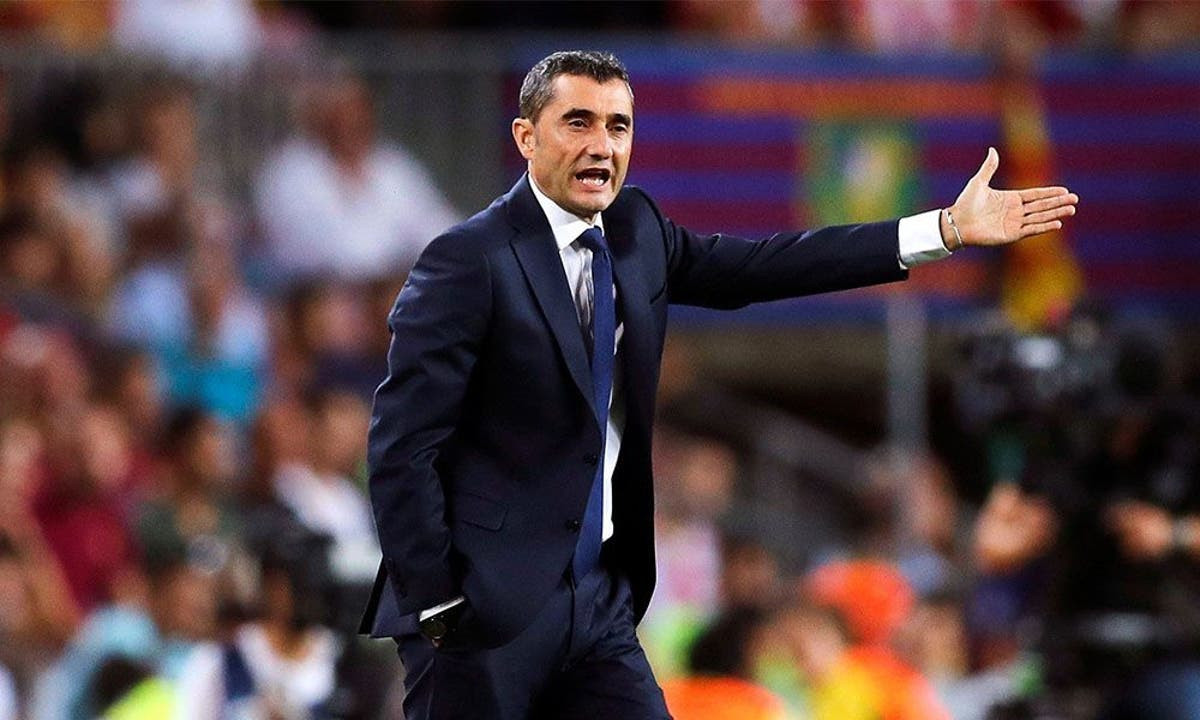 Ernesto Valverde en un encuentro del Barça / EFE