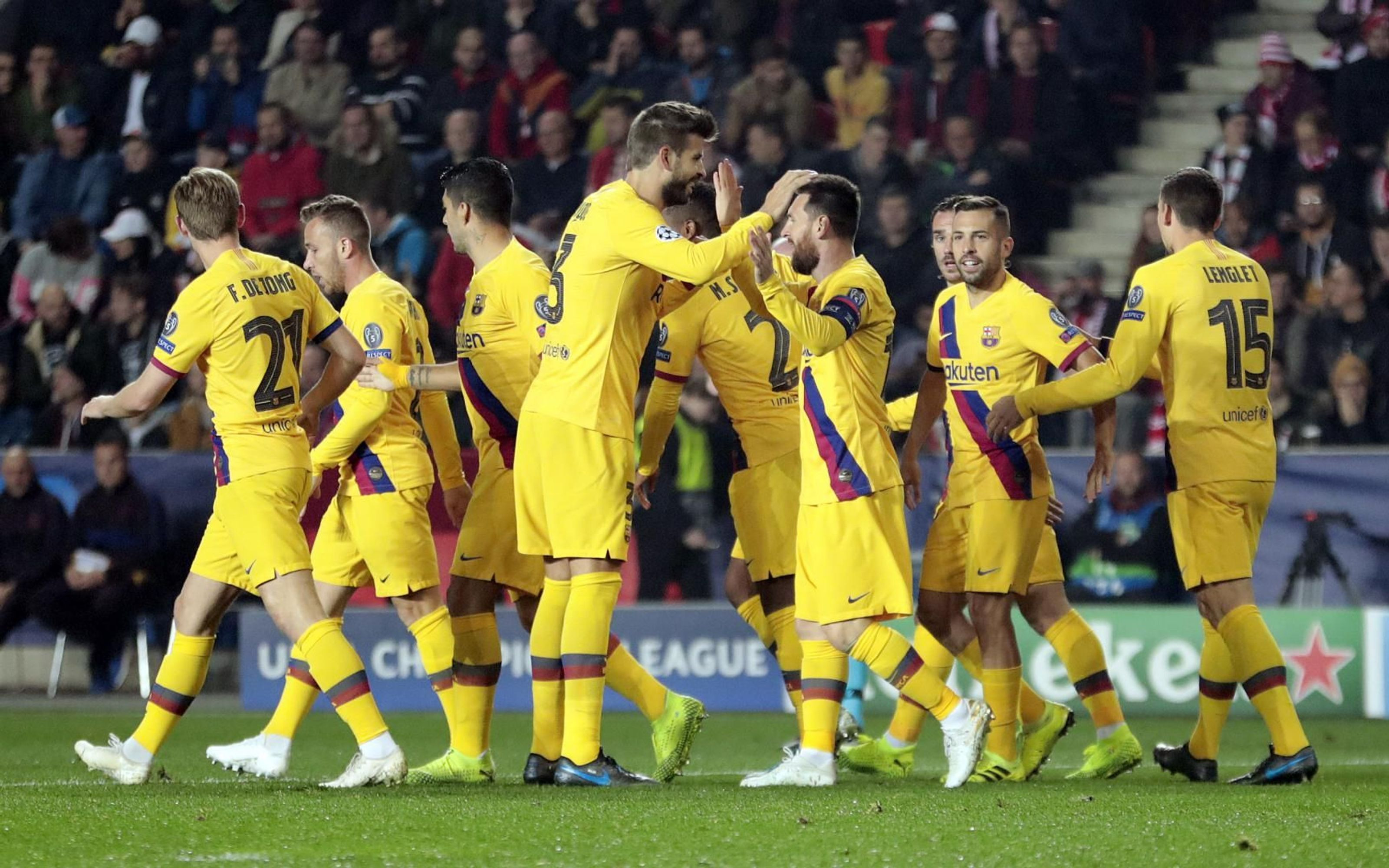 Los jugadores del Barça celebrando el primer gol contra el Slavia en Champions / FC Barcelona