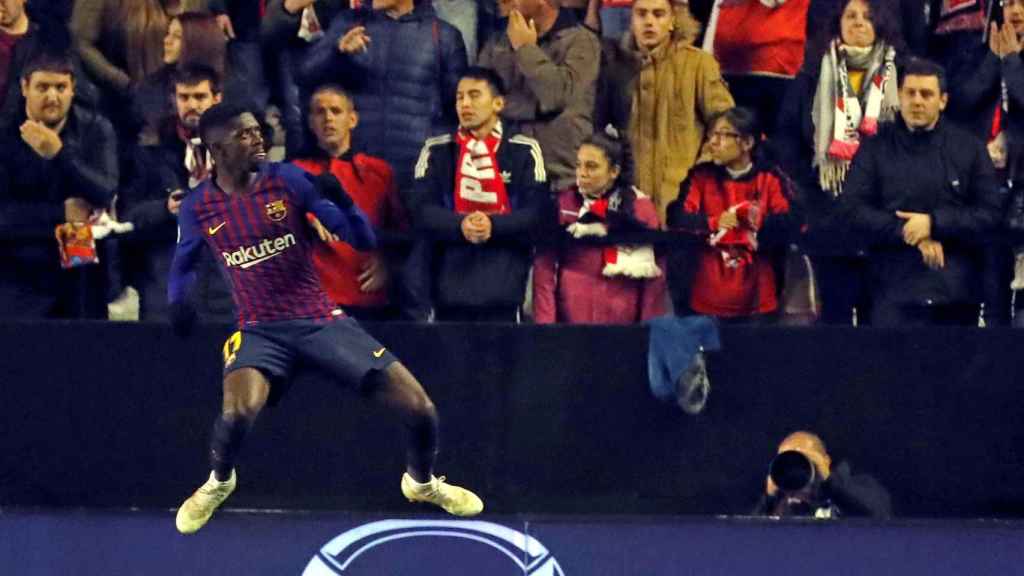 Dembelé celebra tras marcar el segundo gol ante el Rayo Vallecano / EFE