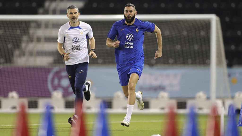 Benzema, antes de salir lesionado en el último entrenamiento de Francia EFE