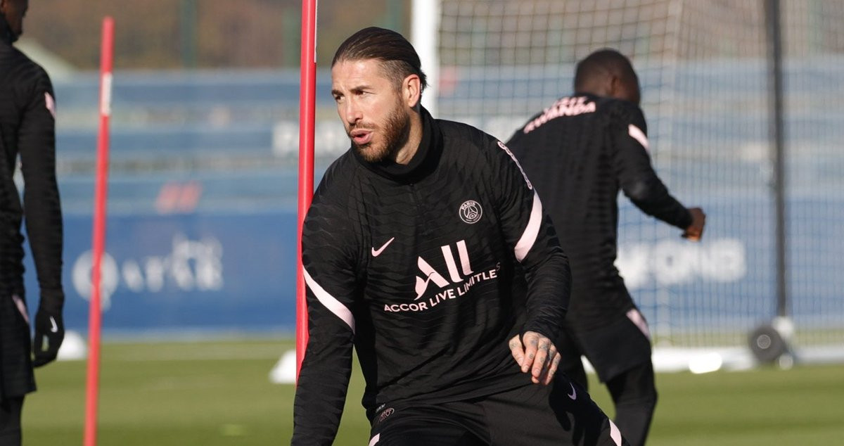 Sergio Ramos, en su vuelta a los entrenamientos grupales con el cuadro francés / PSG