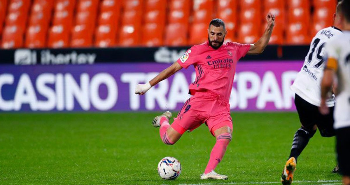 Benzema marcó ante el Valencia / Real Madrid