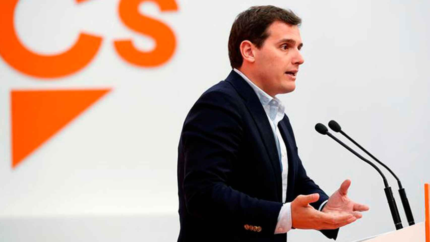 El líder de Ciudadanos, Albert Rivera, durante la rueda de prensa posterior a la reunión del Comité Permanente del partido celebrada hoy en Madrid / EFE