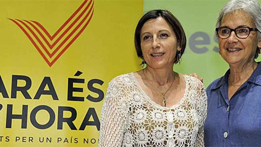 Las presidentas de la ANC y Òminum Cultural, Carme Forcadell y Muriel Casals, respectivamente