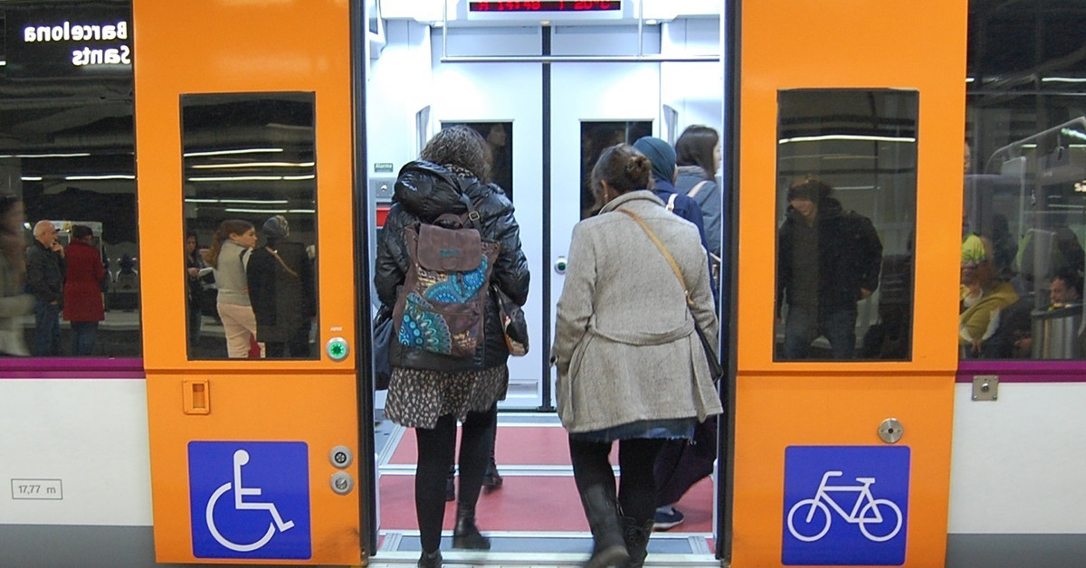 Fotografía de archivo de un tren de Rodalies / EUROPA PRESS