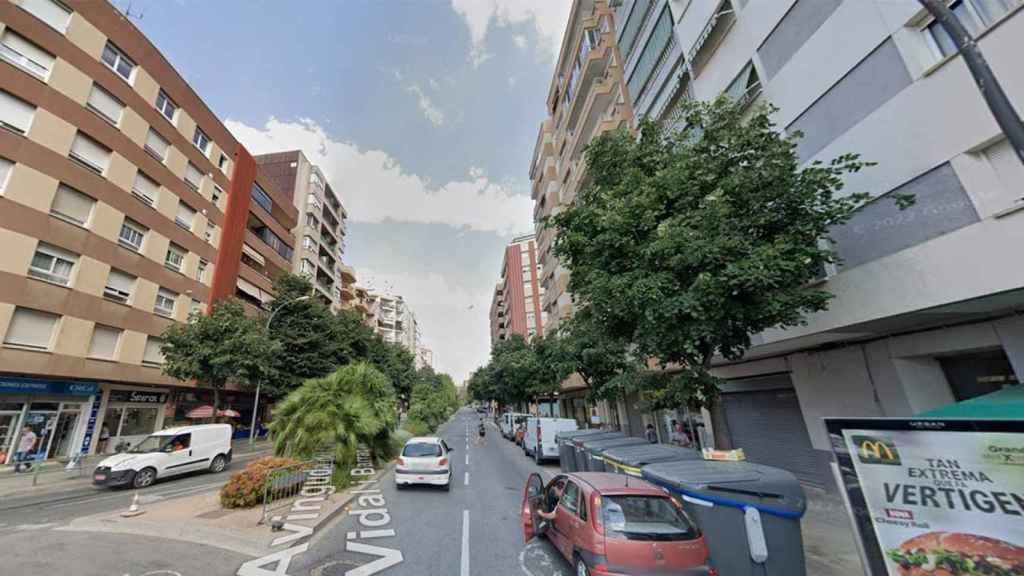 La avenida Vidal i Barraquer de Reus, donde se ha incendiado un piso / GOOGLE