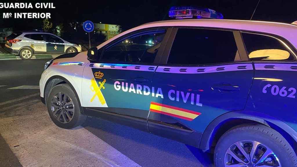 Imagen de archivo de un coche de la Guardia Civil / EP