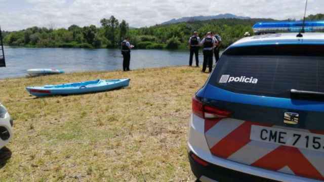 Los Mossos han desplegado un dispositivo para buscar al joven desaparecido en el Ebro / MOSSOS