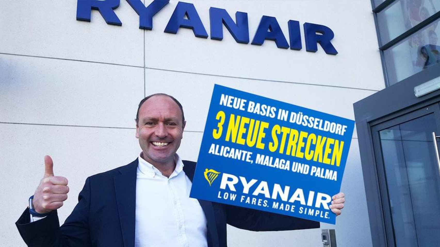 Kenny Jacobs, director de Marketing de Ryanair, en una presentación anterior / EFE