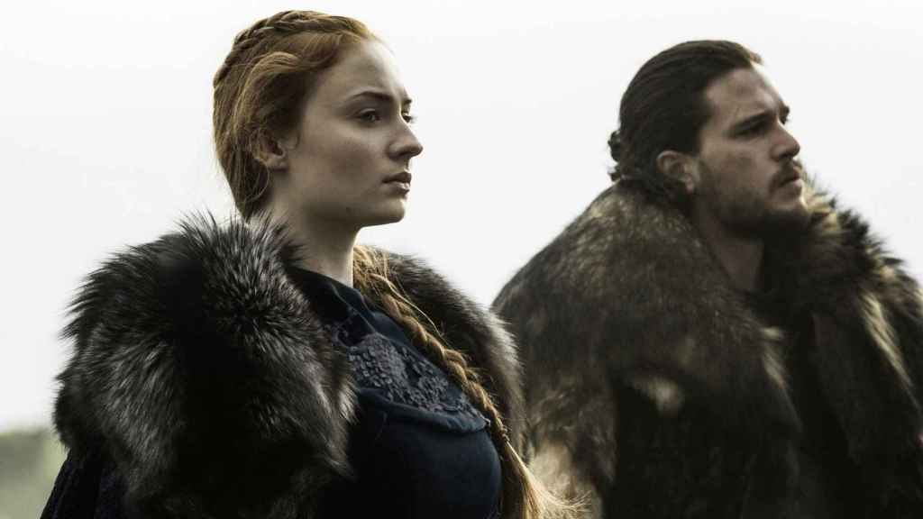 Kit Harington y Sophie Turner en una escena de 'Juego de Tronos' / HBO