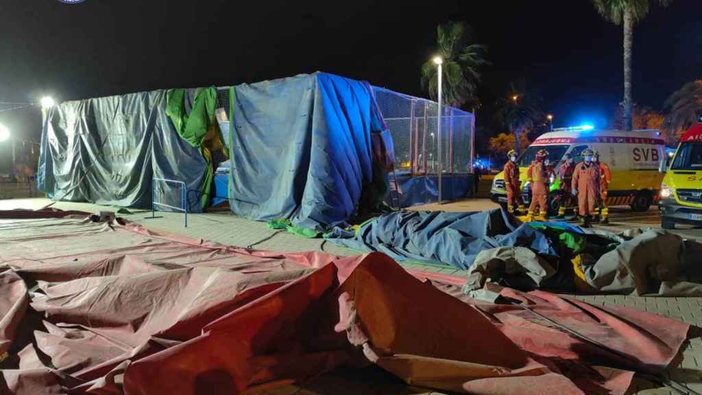 El hinchable caído en la feria de Mislata / CONSORCIO BOMBEROS VALENCIA