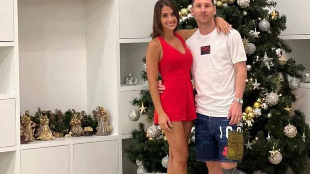 Antonella Roccuzzo felicita las fiestas : REDES