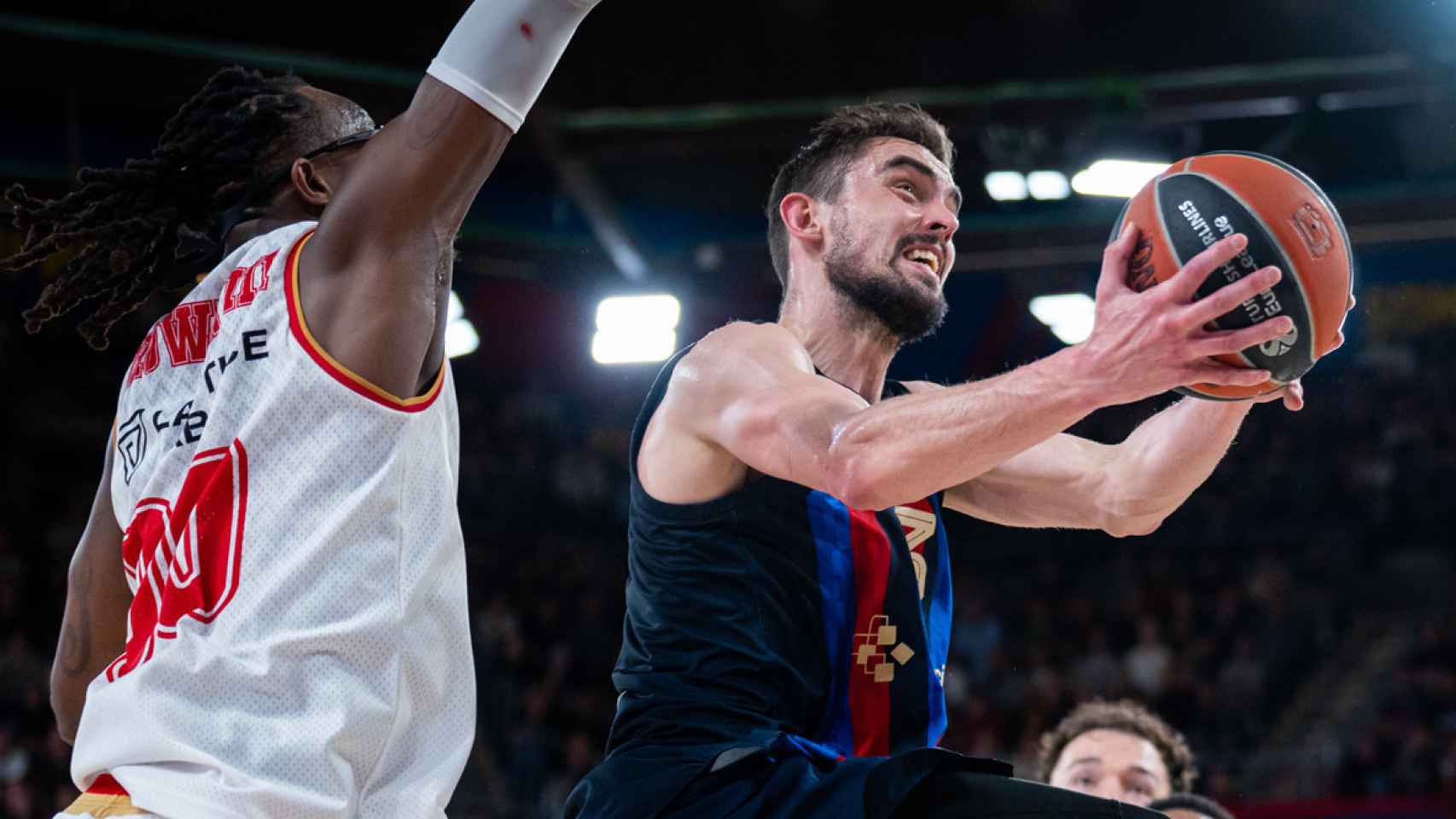 Satoransky, en una jugada del triunfo del Barça contra el Mónaco / FCB