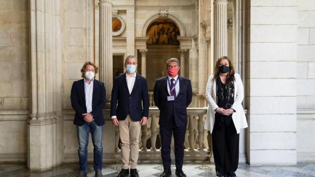 Escudé, Collboni, Laporta y Fort en una reunión en el Ayuntamiento / FC Barcelona