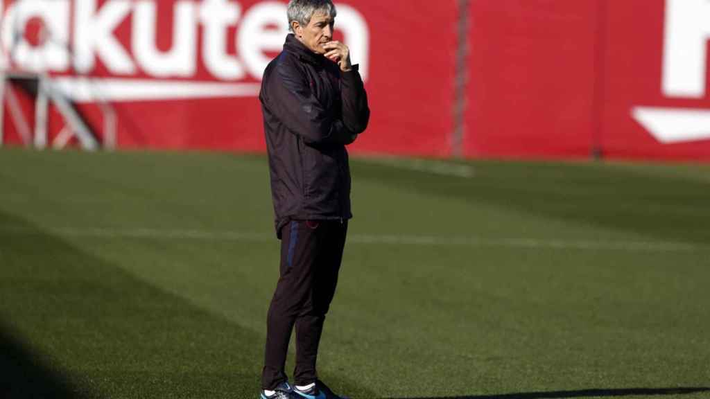 Quique Setién en un entrenamiento del Barça / FC Barcelona