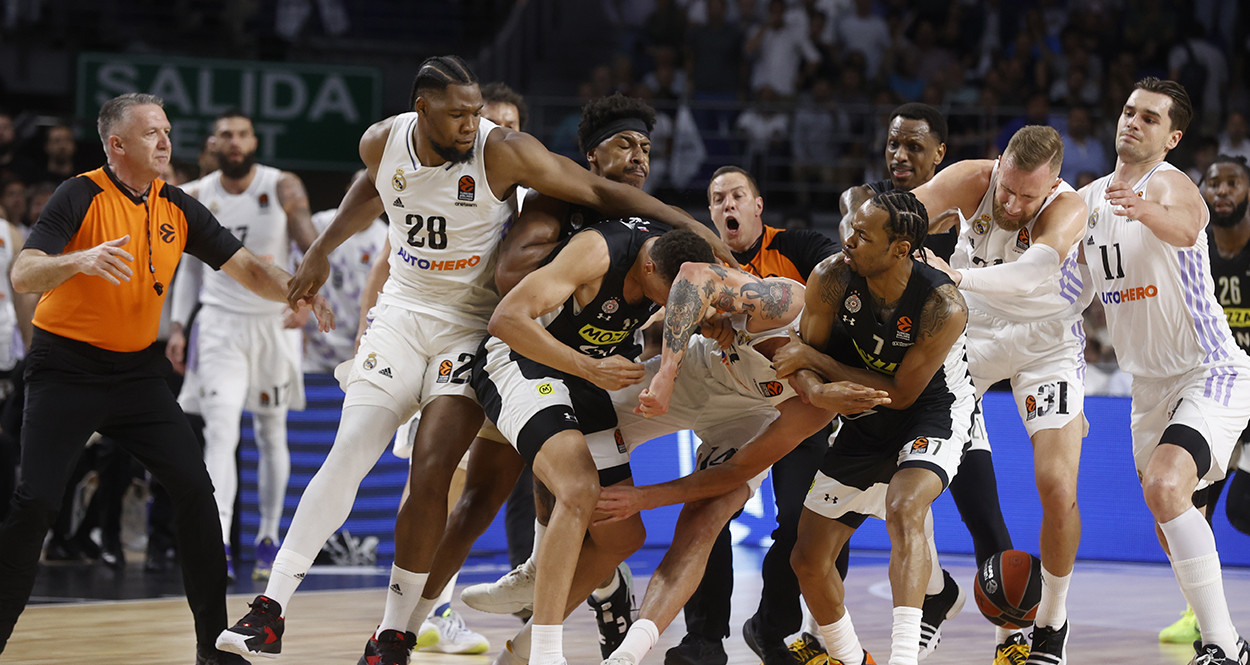 La batalla campal iniciada por el Real Madrid contra el Partizan / EFE