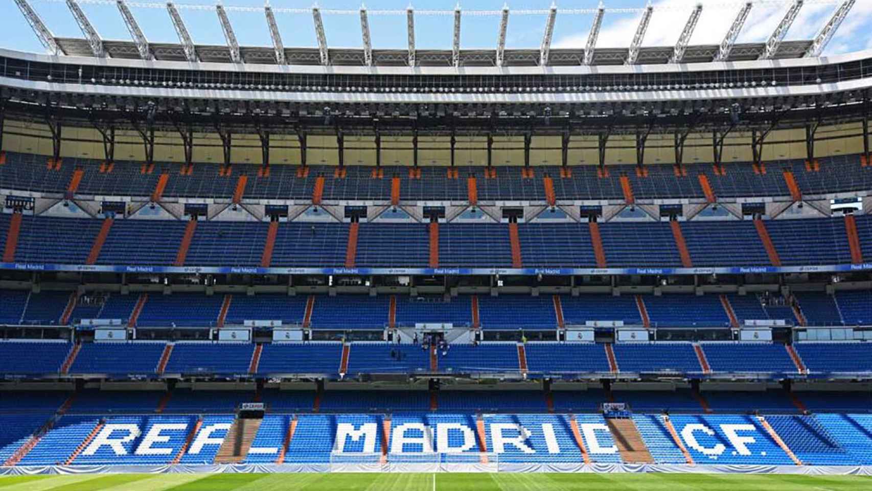 Imagen de los asientos del Santiago Bernabéu / REDES