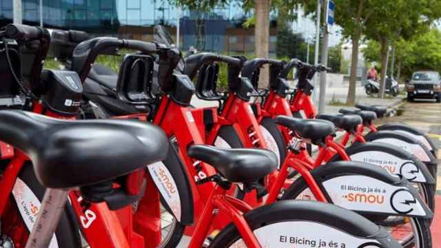 Bicicletas estacionadas de Bicing Barcelona / BICING