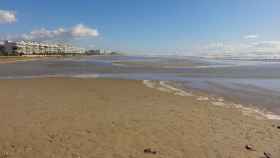 Imagen de la playa de de la Mota de Sant Pere de Cubelles / ISIDRO JABATO