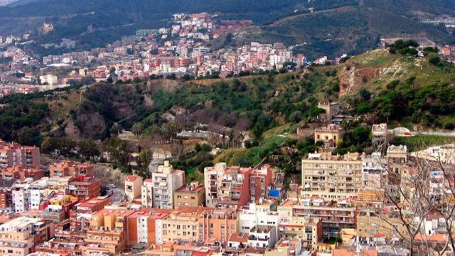 El acusado es propietario de numerosos pisos en la zona de Barcelona limítrofe con Collserola.