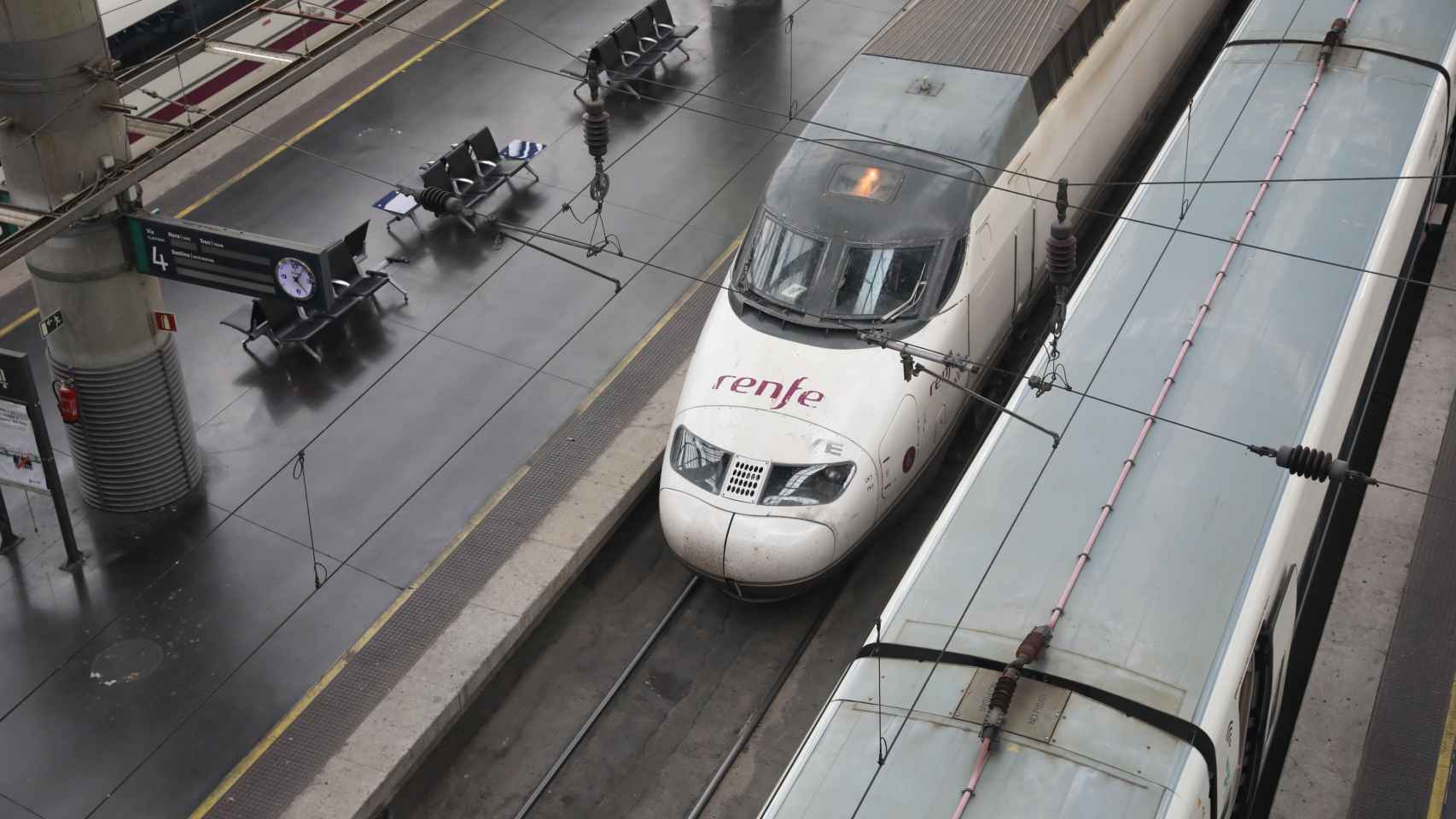 Un AVE de Renfe en imagen de archivo. /EP