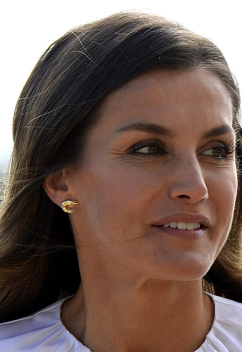 letizia pendientes