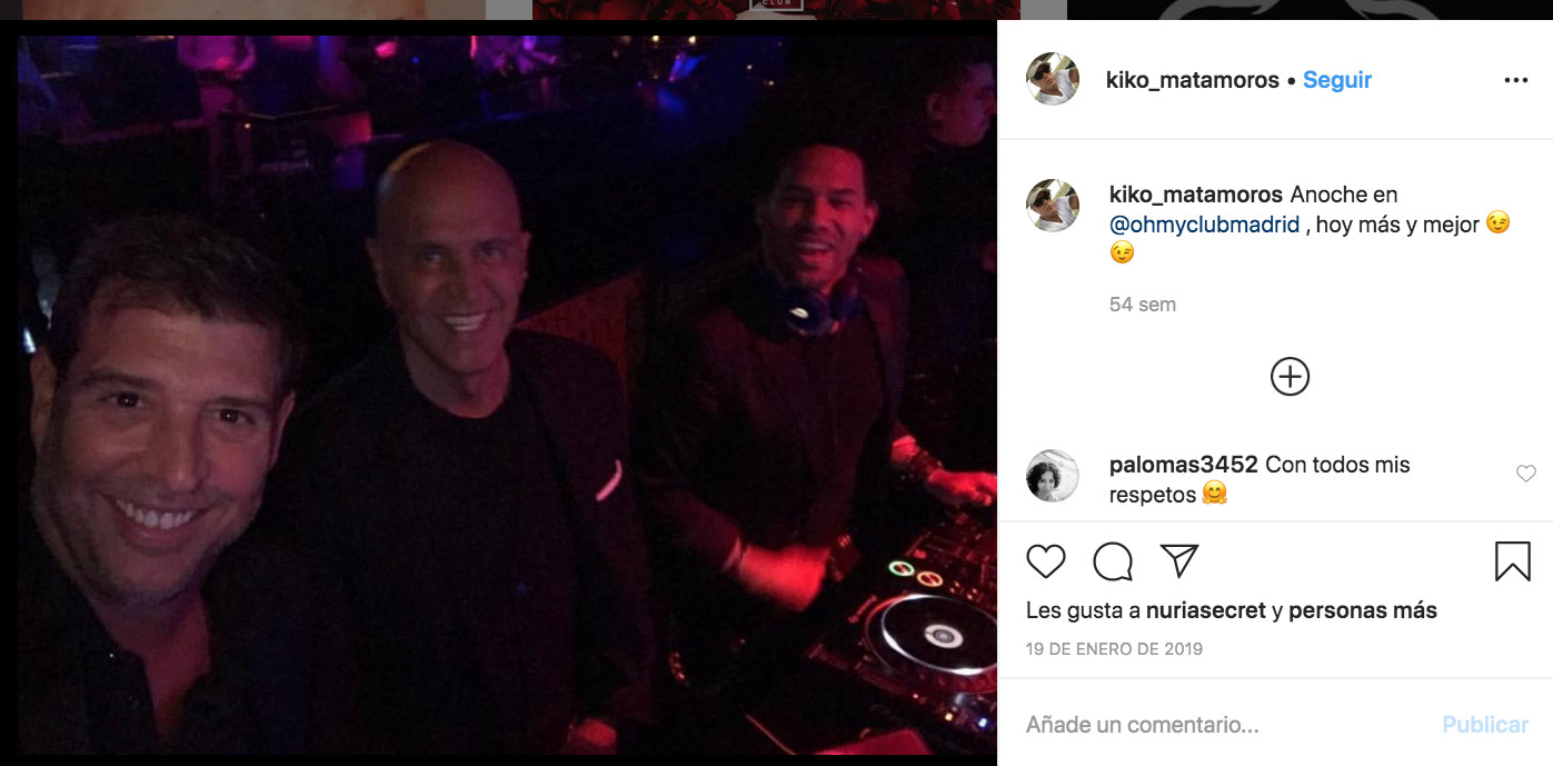 Kiko Matamoros con dos compañeros suyos en la discoteca Oh My Club de Madrid / INSTAGRAM