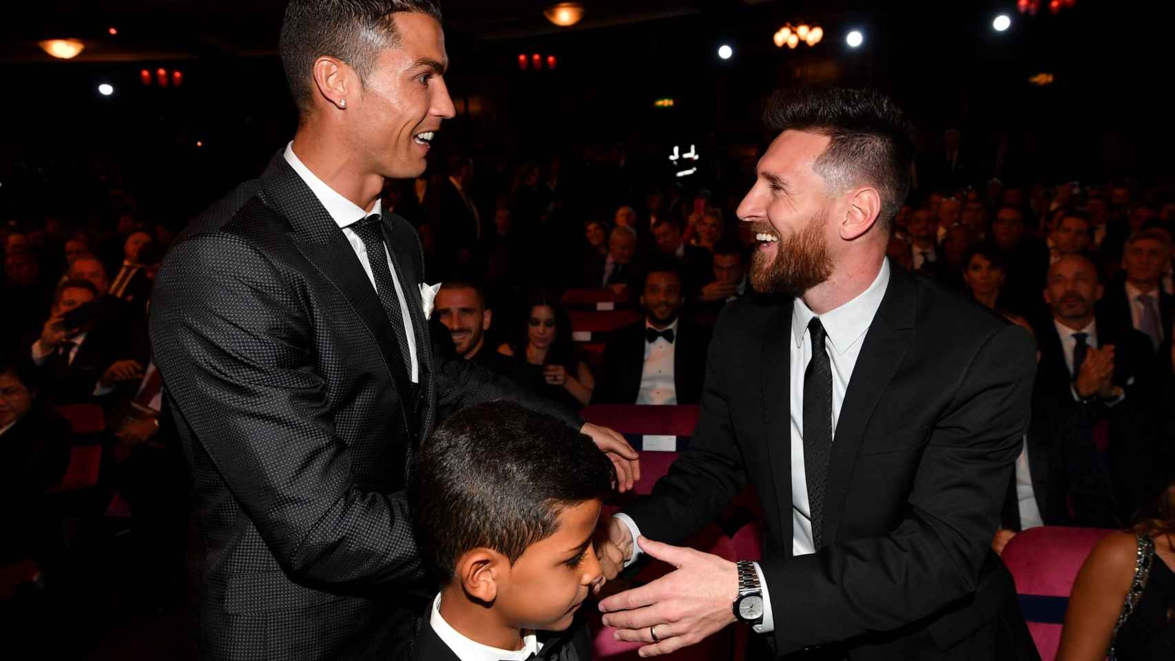 Messi y Cristiano Ronaldo, en una gala The Best, en una imagen de archivo / EFE