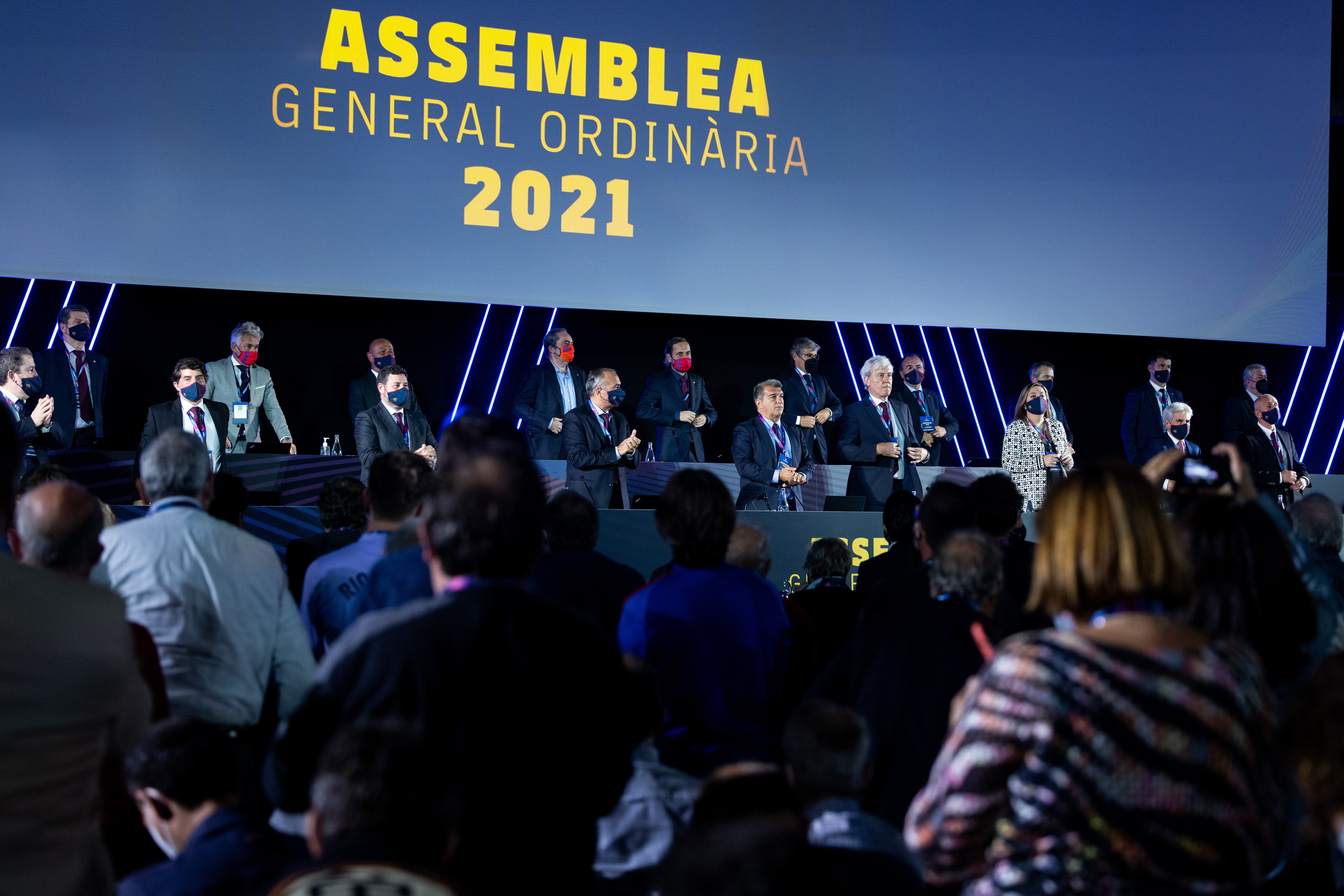 La junta directiva de Laporta en la asamblea de socios compromisarios del FC Barcelona / FCB