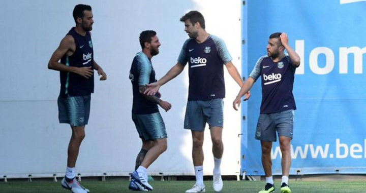Busquets, Messi, Piqué y Jordi Alba en un entrenamiento | FCB