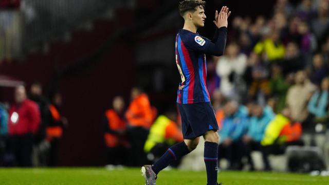 Gavi, tras ser sustituido en un partido del Barça en el Camp Nou / EFE