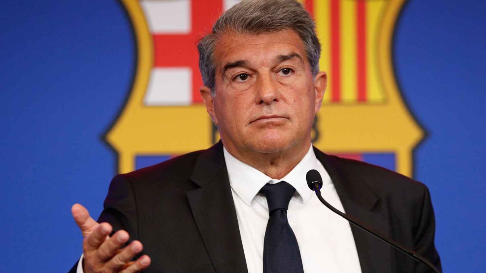 Laporta mete prisa a Messi: Cuanto antes lo sepamos mejor” / EFE