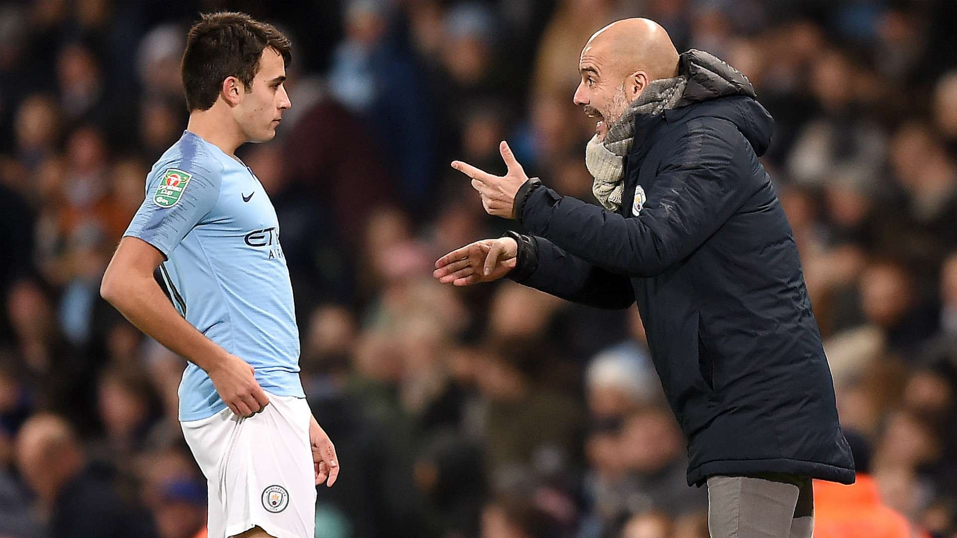 Pep Guardiola, dando instrucciones a Éric García | EFE