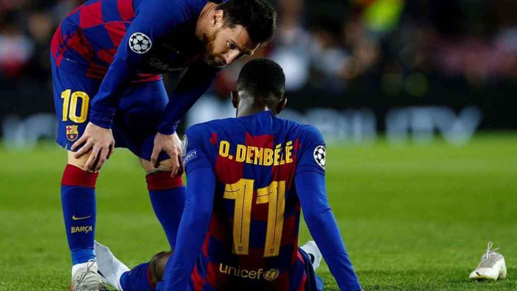 Messi se preocupa por Dembelé tras su última lesión en el bíceps femoral / EFE