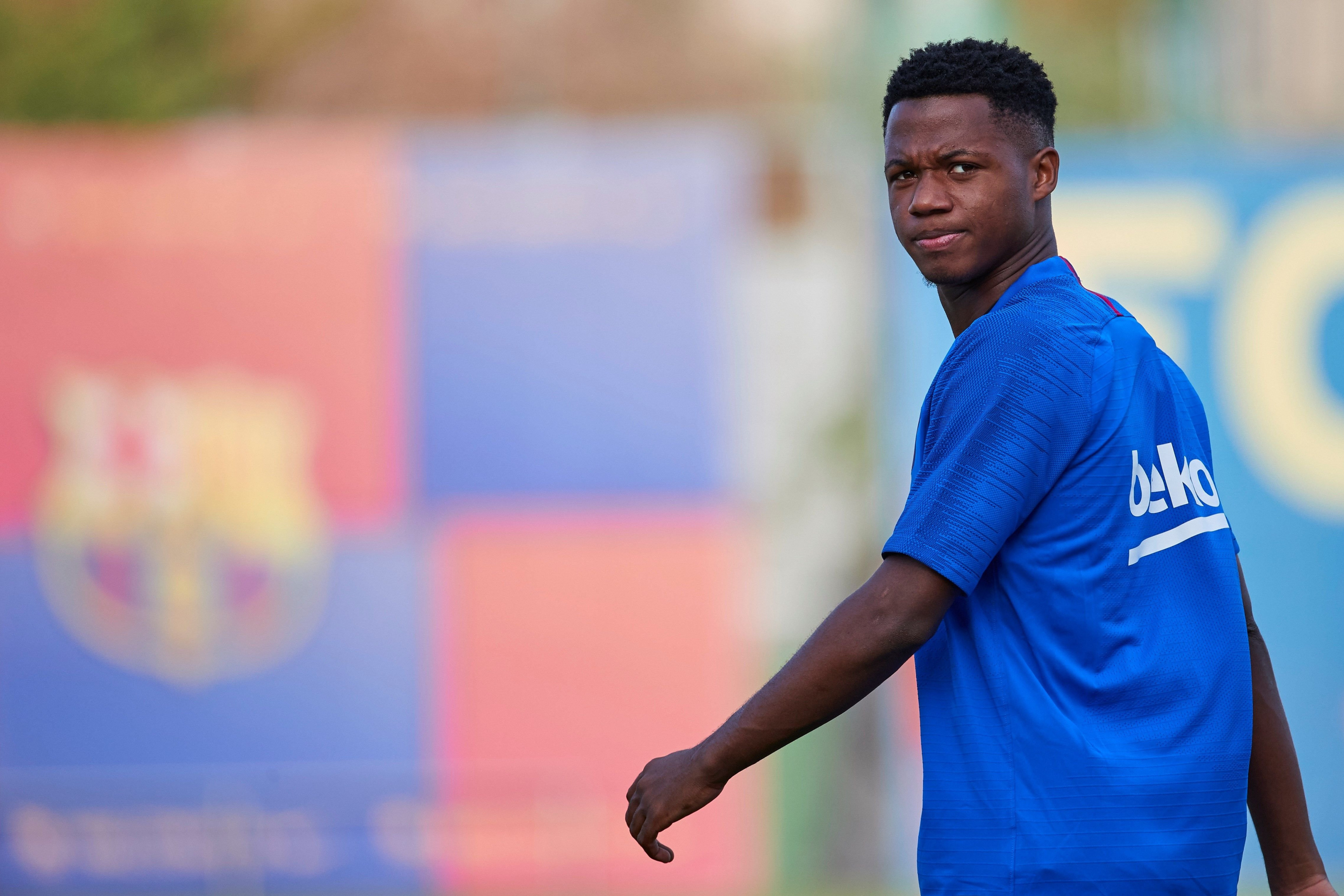 Ansu Fati en un entrenamiento con el Barça / EFE