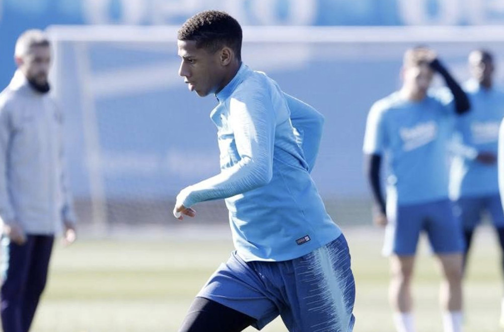 Una foto de Jean-Clair Todibo durante un entrenamiento del Barça / FCB