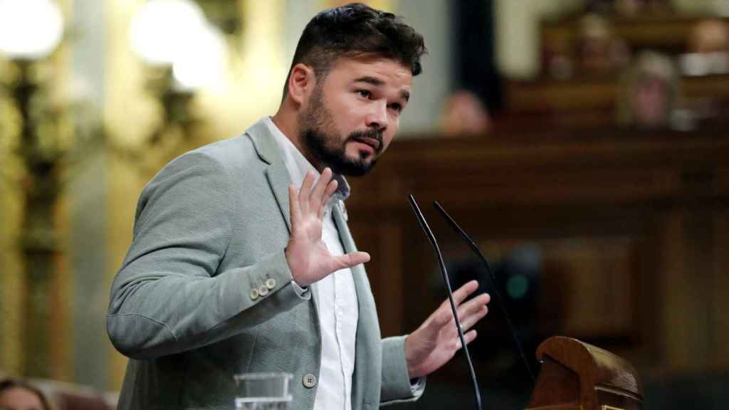 Gabriel Rufián, el portavoz adjunto de ERC en el Congreso, en una intervención parlamentaria / EFE