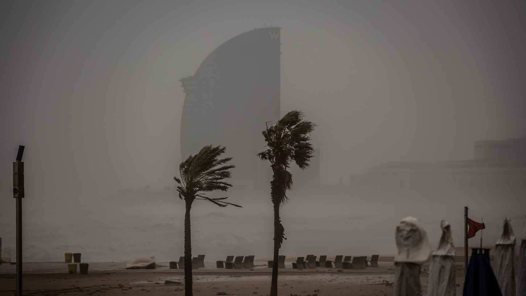 Temporal en el litoral de Barcelona. Frío en Cataluña / EP